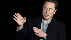 Apocalypto porno film Spermani lablari bilan muloyimlik bilan chiqaradi