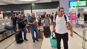 Nijer'deki Türk vatandaşları Türkiye'ye getirildi