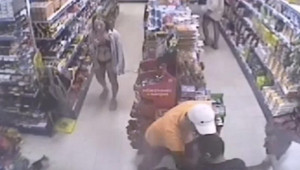 Eski eşine markette dehşeti yaşattı