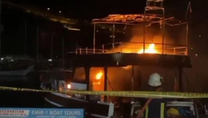 Antalya'da teknesi alev alan şahıs yanarak öldü