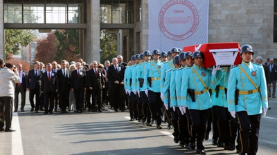 CHP Lideri'nden 'ahde vefa'... 'Coşkun Karagözoğlu'nu böyle uğurladılar