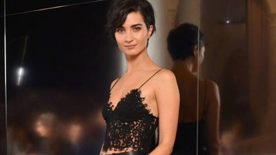 Tuba Büyüküstün’ün Ottoman Rising setindeki görüntüleri ortaya çıktı