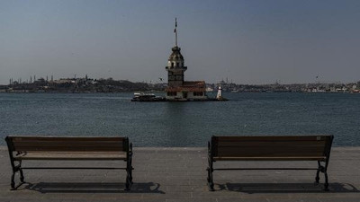 İstanbul'da tarihi gün... Meydanlar boş, sokaklar sessiz!