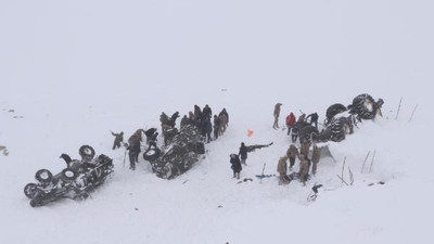 Van'da yaşanan çığ faciasından ilk görüntüler