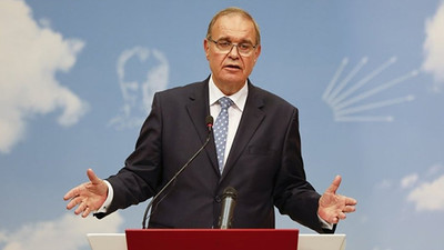 CHP'li Öztrak: Dünyanın gözü önünde rezalet yaşanıyor