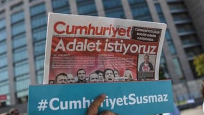 Cumhuriyet'in eski yazar ve yöneticileri tekrar hapse girdi