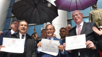 Mazbatasını alan Büyükerşen'den ilk talimat!