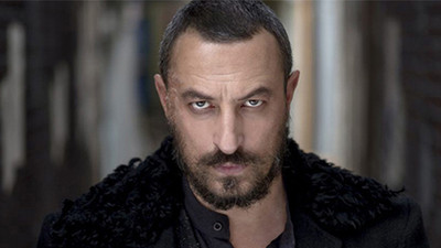 Ünlü oyuncu Onur Saylak'tan 'Mazbata Tepkisi': 'Bir oy fark bile yeter'