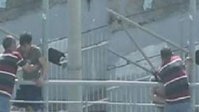 Bir intihar girişimi haberi de İzmir'den