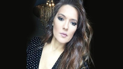 Demet Akalın'dan CHP'li başkana övgü dolu sözler