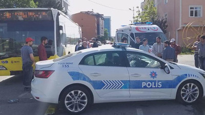 İETT otobüsü polis aracına çarptı