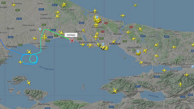 İstanbul'a gelen uçaklar havada tur atıyor