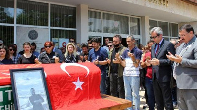 Öldürülen arkeolog için müzede hüzünlü tören