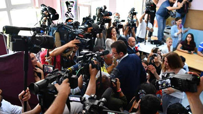 Dünya basını oradaydı: İmamoğlu oyunu izdiham altında kullandı