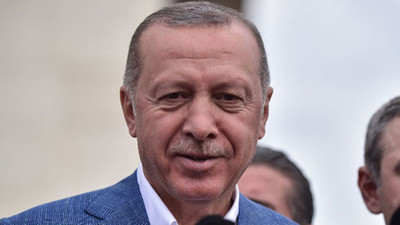 'Size ayar vermek gerekirse iletişim başkanlığımız o işi görür'