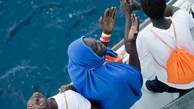 15 göçmen açlık ve susuzluktan öldü