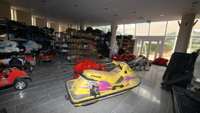 Ankara Büyükşehir deposunda jet ski bulundu!