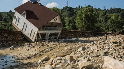 Düzce’de selden etkilenenlerin borçları ertelendi