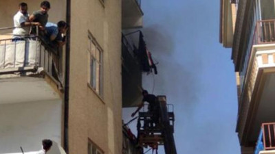 İş makinesiyle 60 kişiyi kurtardı