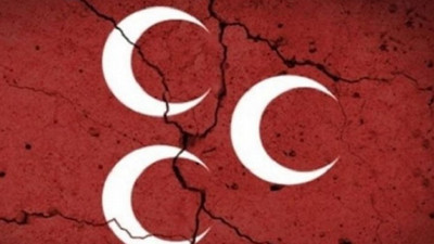 MHP'de flaş istifa!