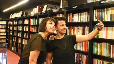 Pucca'ya İzmir'de büyük destek: Parmaklarımı hissetmiyorum şu an...