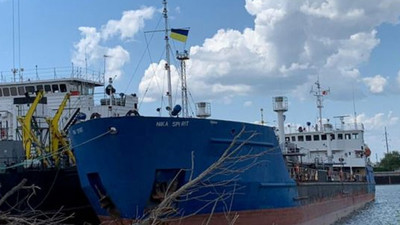 Ukrayna alıkoyduğu Rus gemisine resmen el koydu