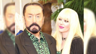 Adnan Oktar ve 'baş kediciği' gizli geçitten böyle kaçtı!