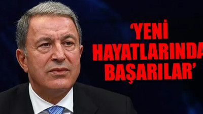 Bakan Akar istifaları doğruladı