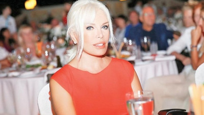 'Bilgisayar gibiyim, kendime format atıyorum'