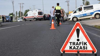 Fındık işçilerini taşıyan traktör devrildi: Çok sayıda yaralı