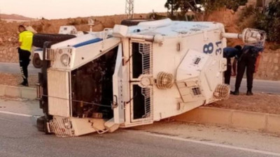 Hatay'da zırhlı polis aracı devrildi: 2 yaralı