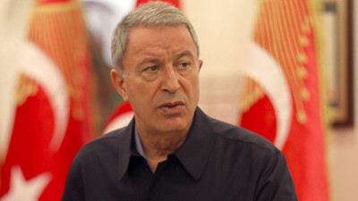 Hulusi Akar: Akıllarını başlarına toplasınlar