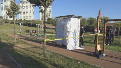 İstanbul'da korkunç cinayet: Üzerinden Farsça yazılı not çıktı