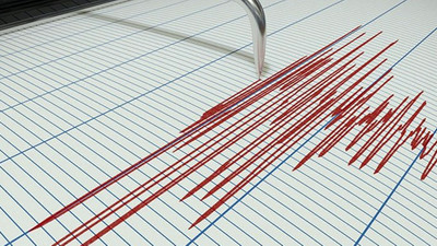 Soma'da korkutan deprem