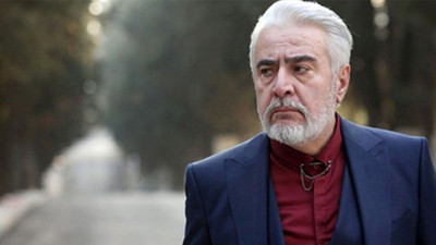 Uğur Yücel sahnelere dönüyor