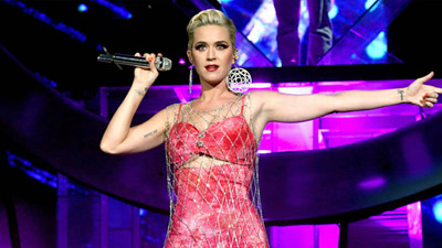 Ünlü şarkıcı Katy Perry'ye cinsel taciz suçlaması