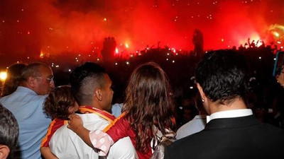 Galatasaray’ın yeni transferi Radamel Falcao İstanbul’a geldi 