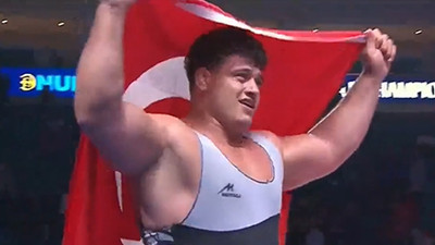 Rıza Kayaalp dünya şampiyonu!