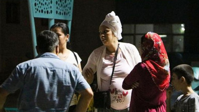 Sokakta kovaladığı baldızının boğazını kesti