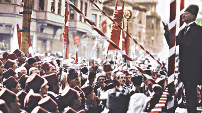 AKİT yazarı Cumhuriyeti ve Anayasa'nın ilk 4 maddesini hedef aldı