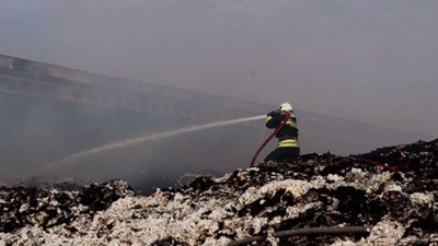 Aydın'da pamuk deposunda yangın: 2 bin ton pamuk kül oldu