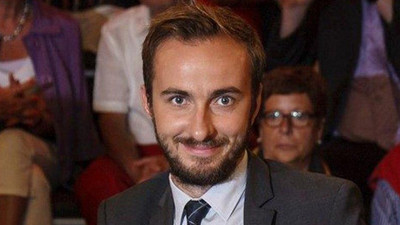 Cumhurbaşkanı Erdoğan’a hakaret eden komedyen siyasete atıldı