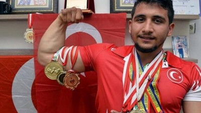 Fatih Kamuz dünya şampiyonu oldu