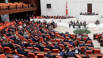 TBMM'de yüzde 50+1 tartışması: Yolcudur Abbas, bağlasan durmaz