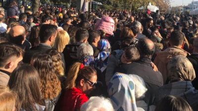 Anıtkabir'de Ata'mızı anmaya gidenlere büyük saygısızlık!
