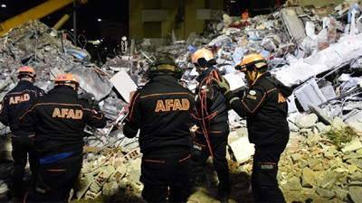 Depremin yıktığı Arnavutluk'ta ölü sayısı artıyor!