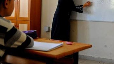 Din kültürü öğretmeni Hristiyan olduğu gerekçesiyle görevden alındı