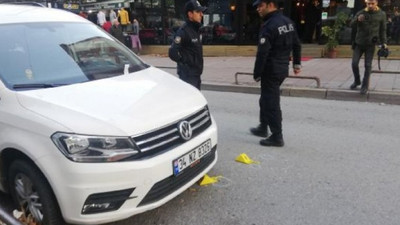 Eniştesini öldürüp başında bekledi