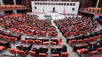 Meclis'te 'Zazaca' gerginliği