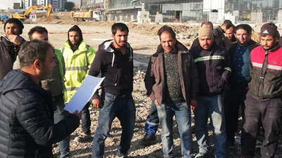 Ödenmeyen maaşlarını talep eden işçileri patron gözaltına aldırdı